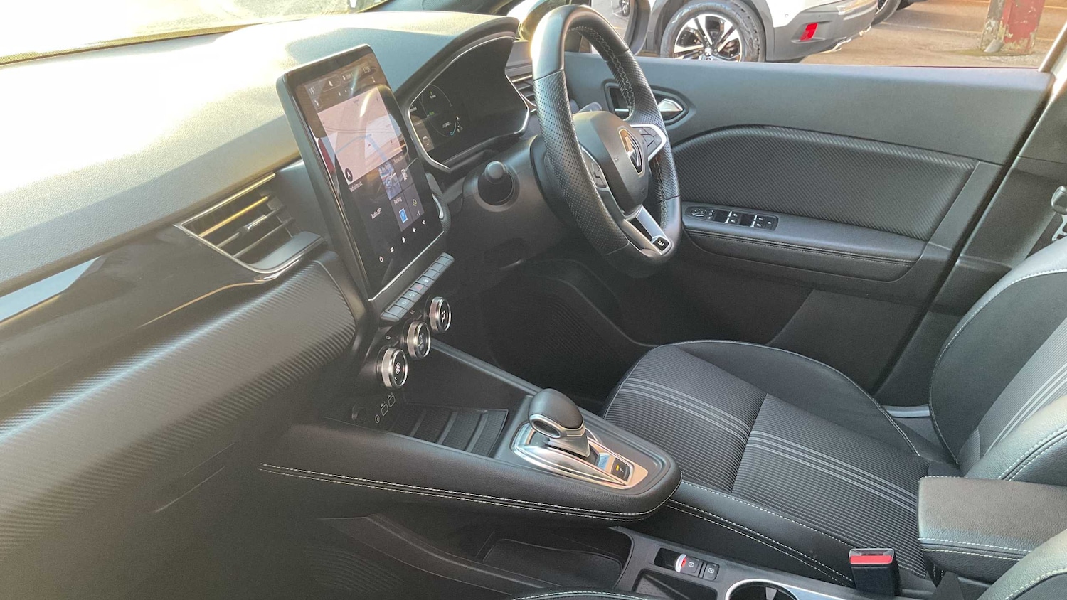 Used Renault Captur 2024 for sale - 78077020: Photo 21