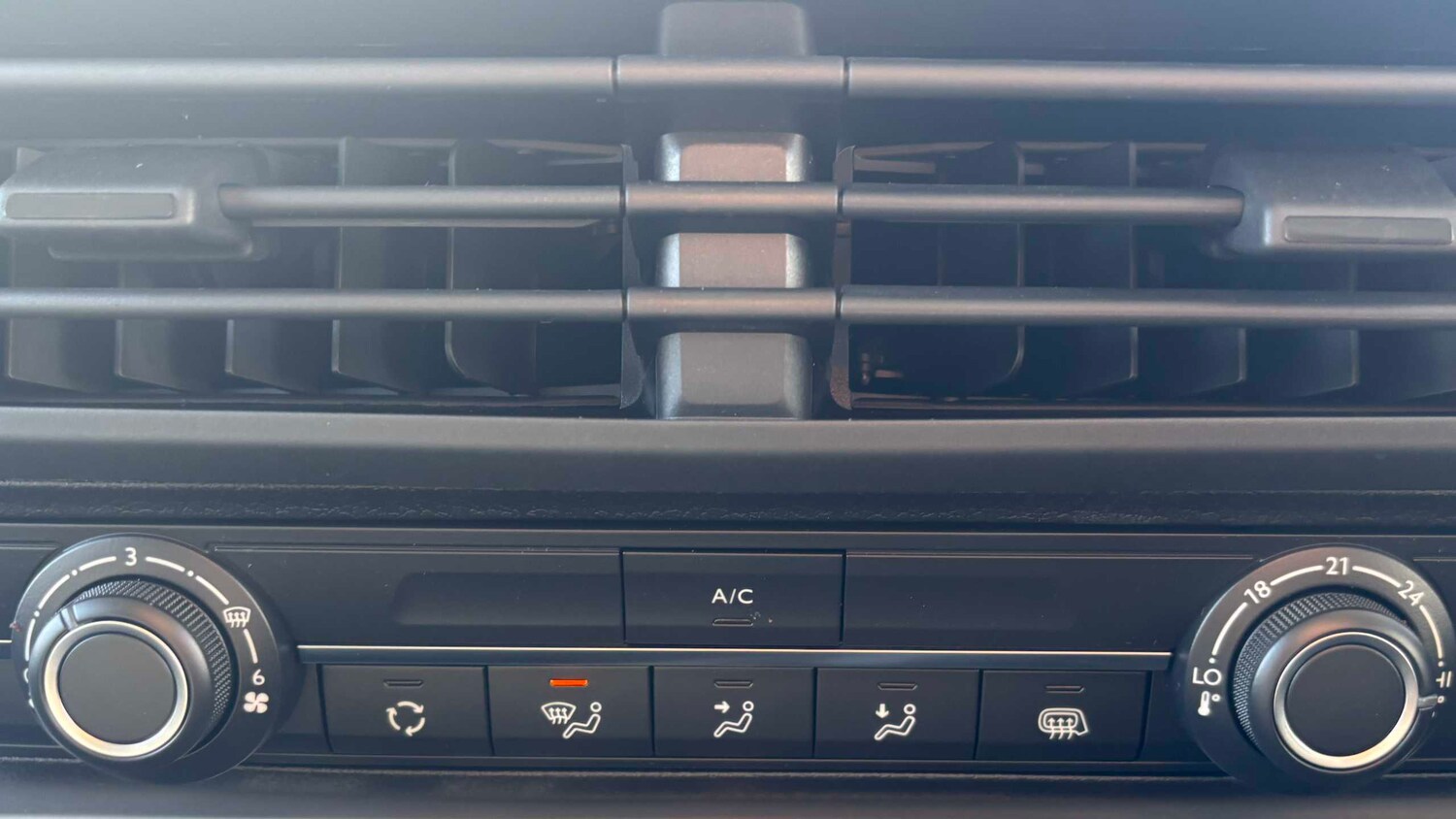 Used Peugeot Expert 2025 for sale - 77858176: Photo 20