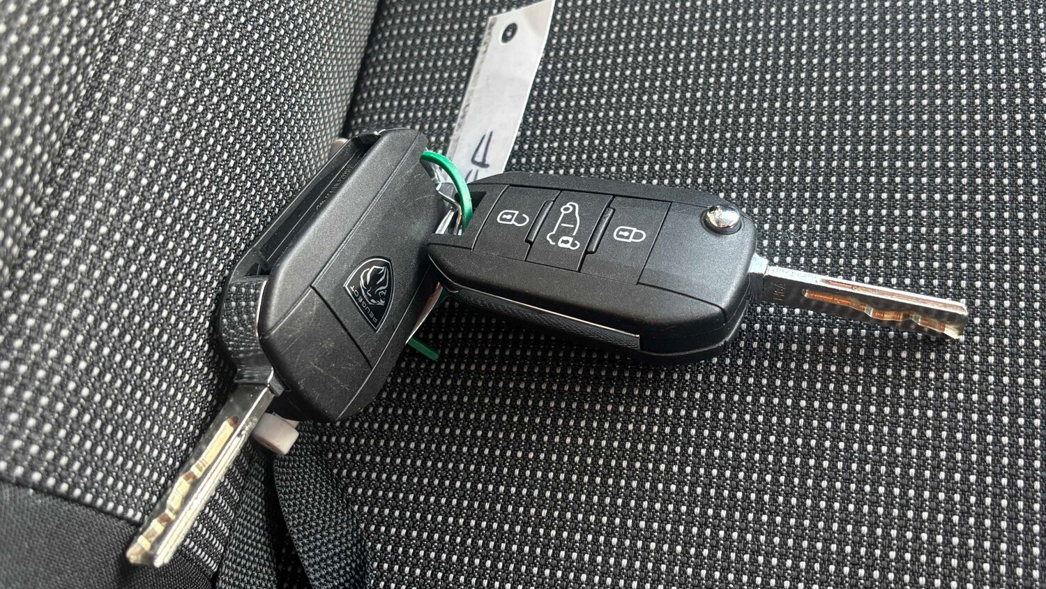 Used Peugeot Expert 2025 for sale - 77858176: Photo 25