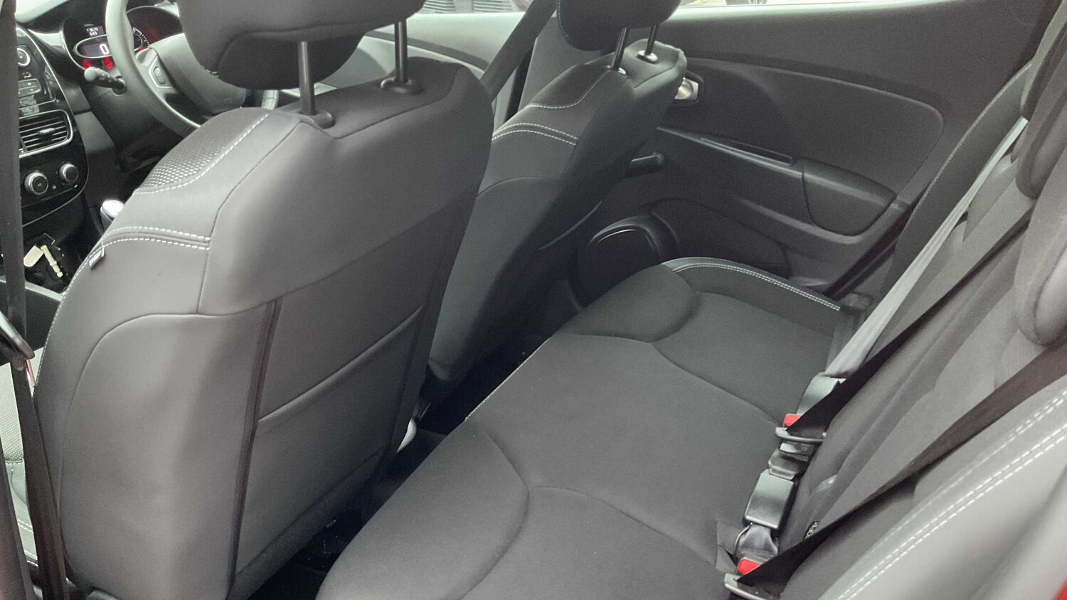 Used Renault Clio for sale - 77862497: Photo 16