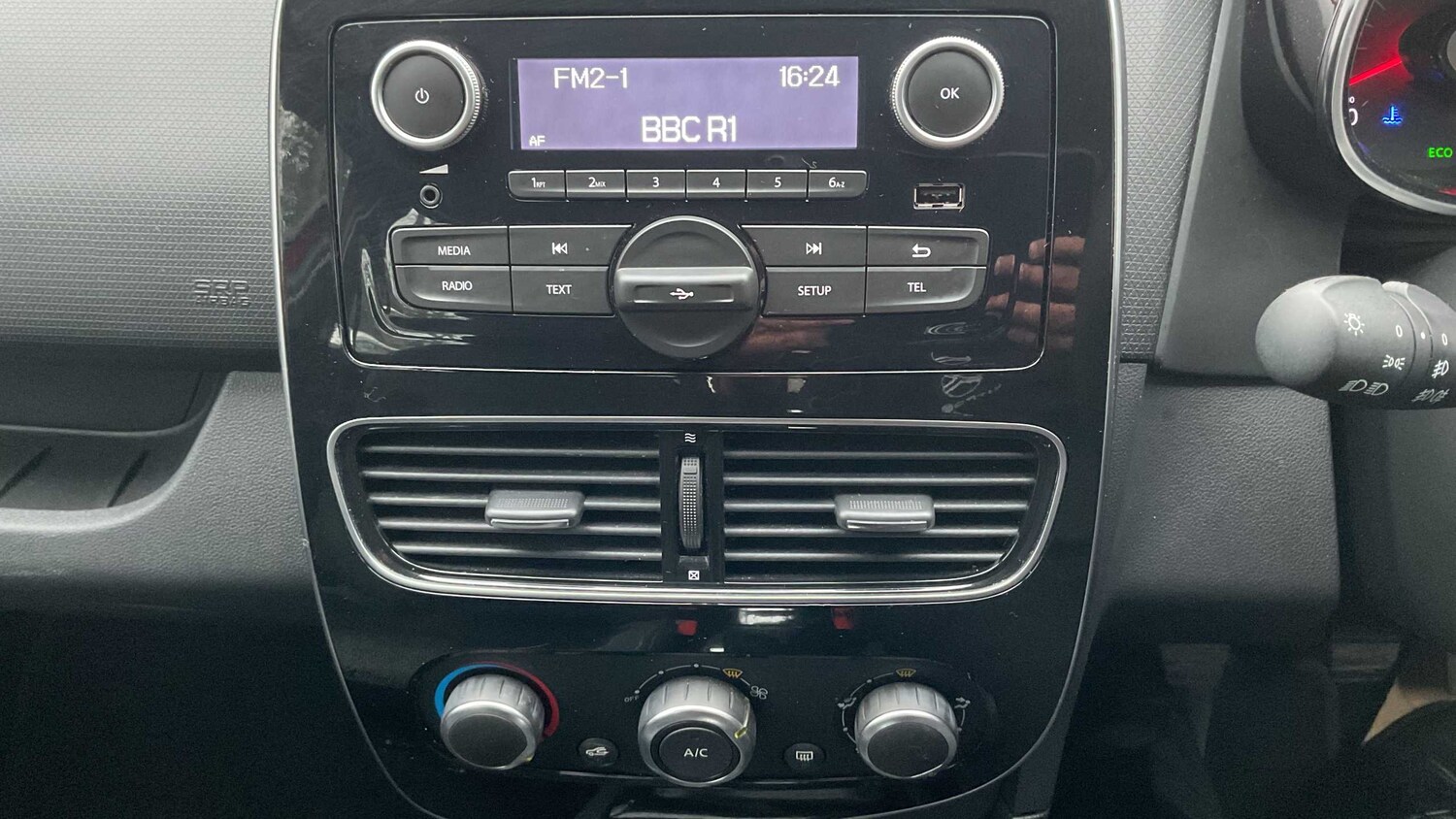 Used Renault Clio for sale - 77862497: Photo 20