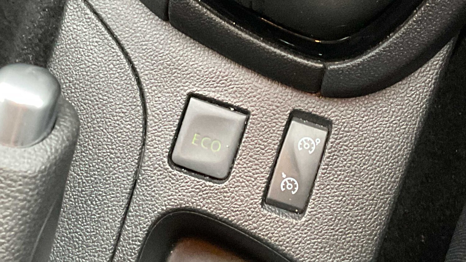 Used Renault Clio for sale - 77862497: Photo 23