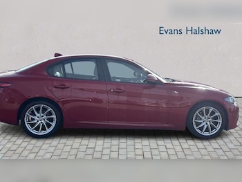 Used Alfa Romeo Giulia 2017 for sale - 77858852: Photo