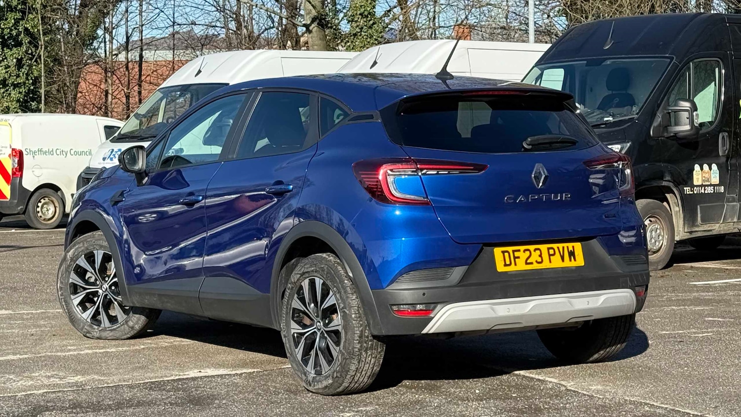 Used Renault Captur for sale - 77862657: Photo 2