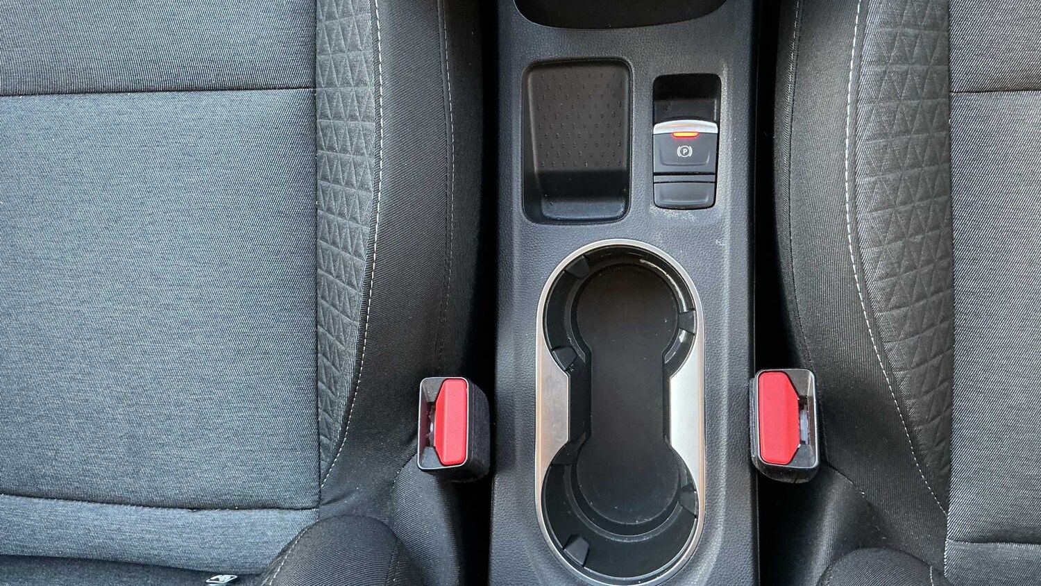 Used Renault Captur for sale - 77862657: Photo 21