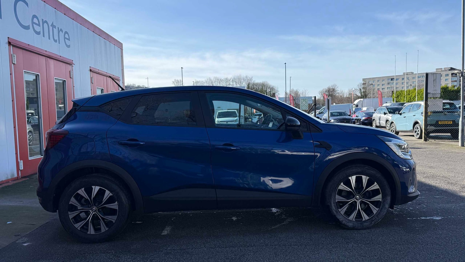 Used Renault Captur for sale - 77862657: Photo 5