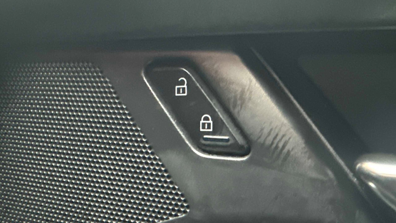 Used Mazda Mazda3 for sale - 77858043: Photo 27