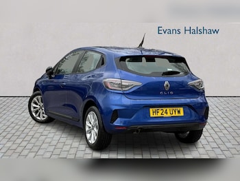 Used Renault Clio 2024 for sale - 78104052: Photo