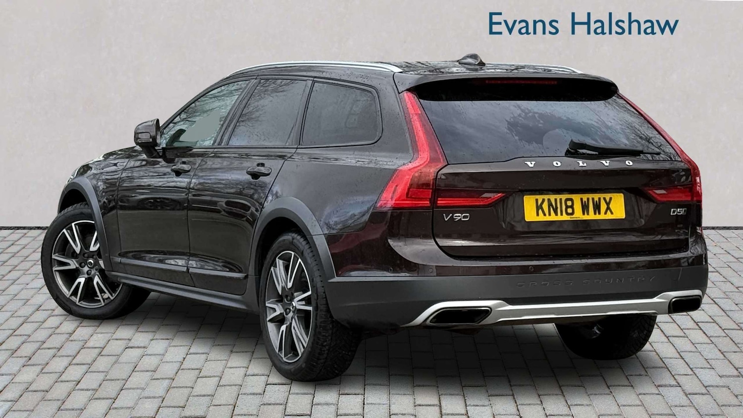 Used Volvo V90 2018 for sale - 77856600: Photo 3