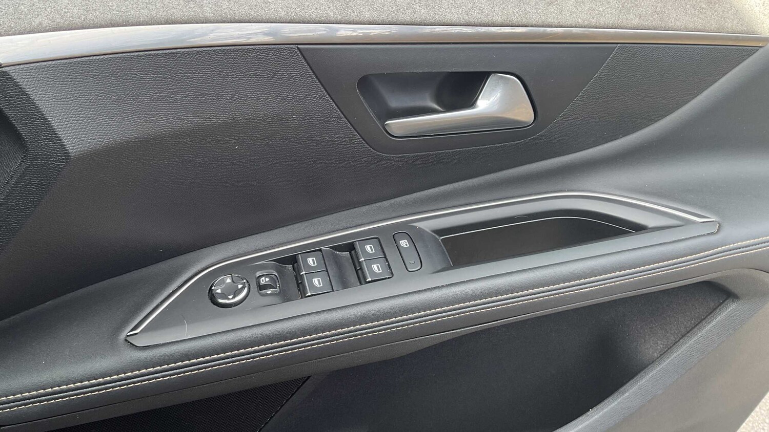 Used Peugeot 5008 for sale - 77859880: Photo 17