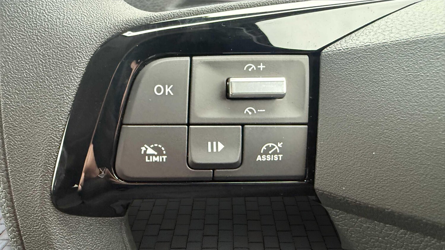 Used Vauxhall Vivaro 2025 for sale - 77861805: Photo 14