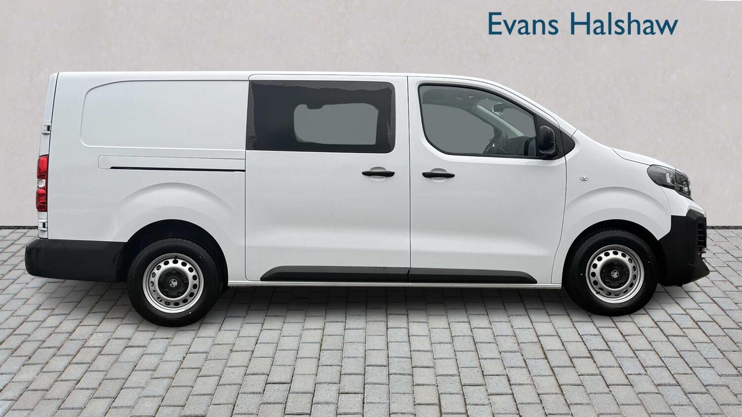 Used Vauxhall Vivaro 2025 for sale - 77861805: Photo 3