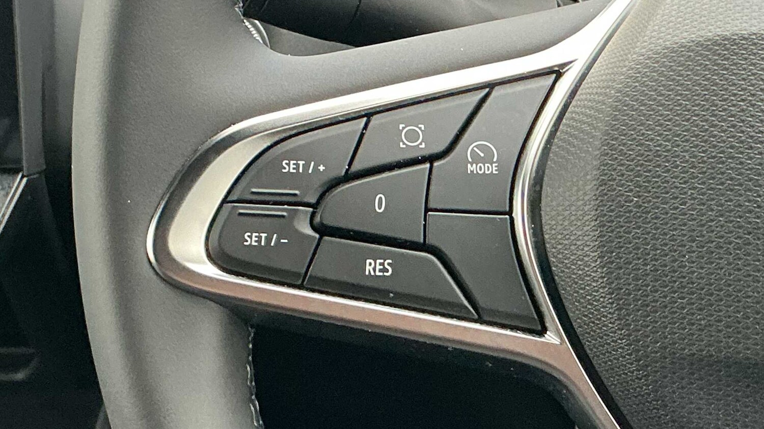 Used Renault Captur for sale - 77860804: Photo 14