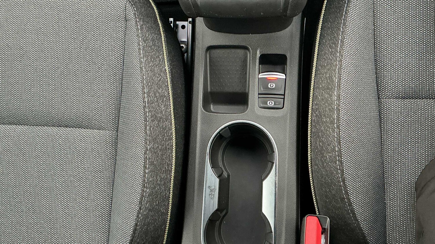 Used Renault Captur for sale - 77860804: Photo 20