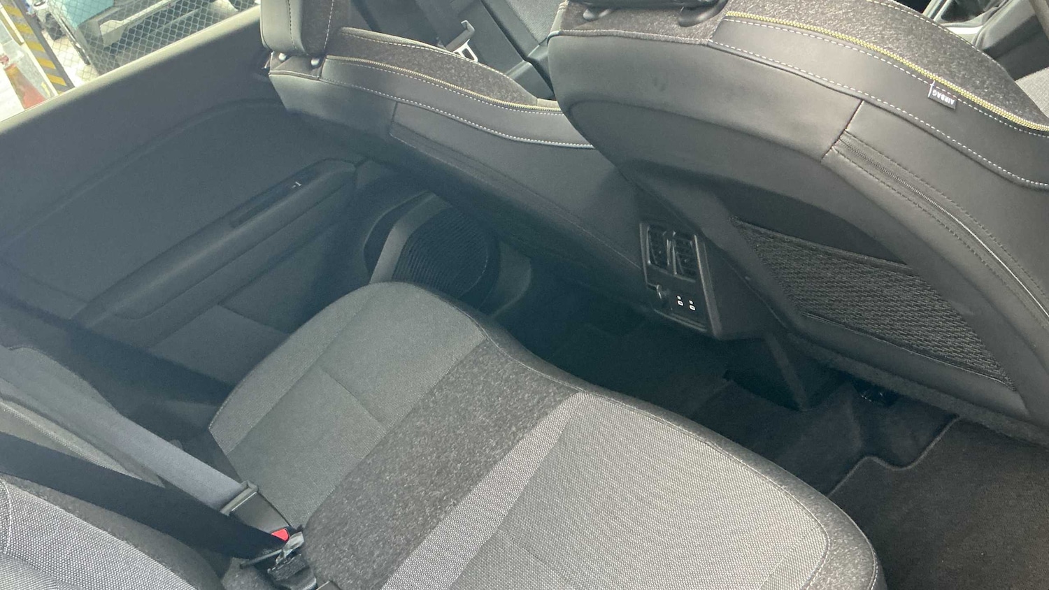 Used Renault Captur for sale - 77860804: Photo 9