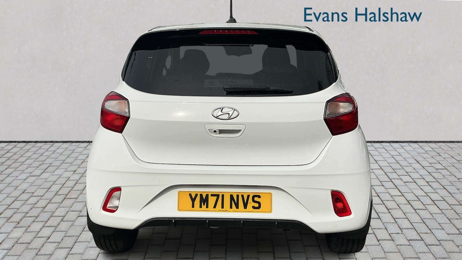 Used Hyundai i10 2022 for sale - 77995897: Photo 3