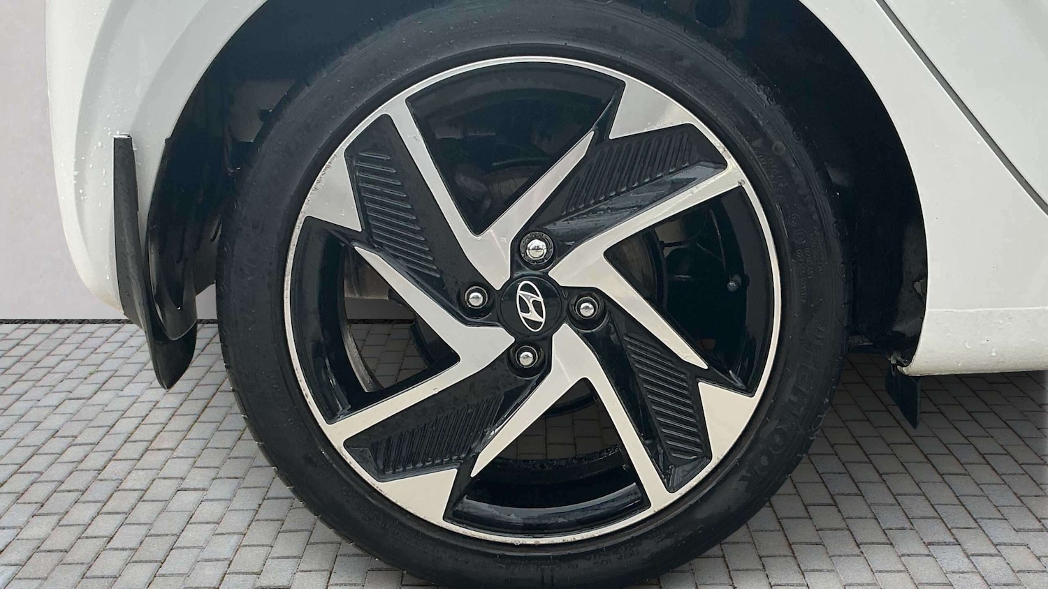 Used Hyundai i10 2022 for sale - 77995897: Photo 6