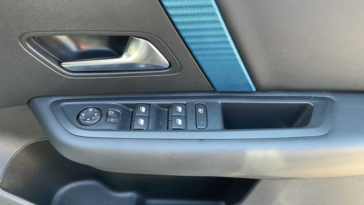 Used Citroen C4 2023 for sale - 77859139: Photo 8