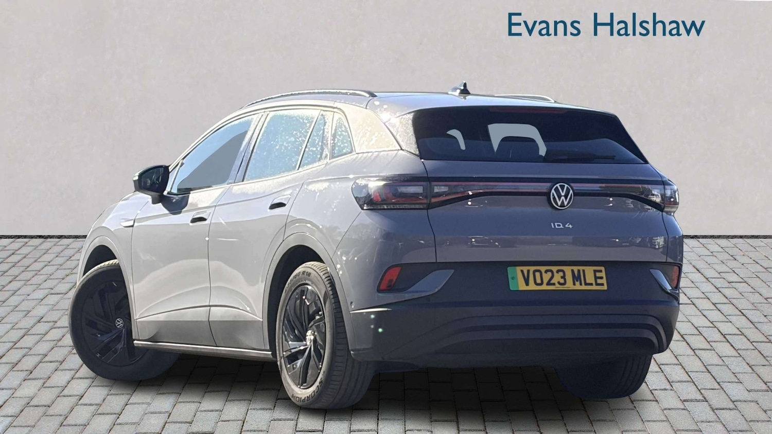 Used Volkswagen ID.4 2023 for sale - 78161457: Photo 2