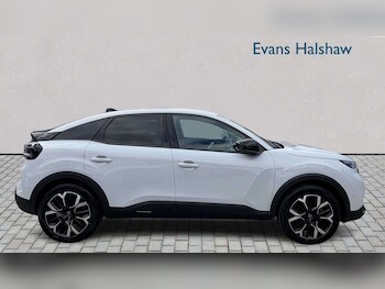Used Citroen C4 2025 for sale - 79215420: Photo