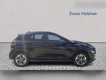 Used Hyundai KONA 2023 for sale - 78857124: Photo