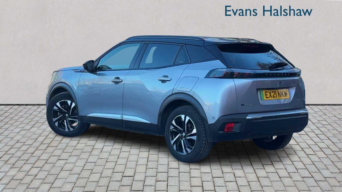 Used Peugeot 2008 for sale - 77858391: Photo 2