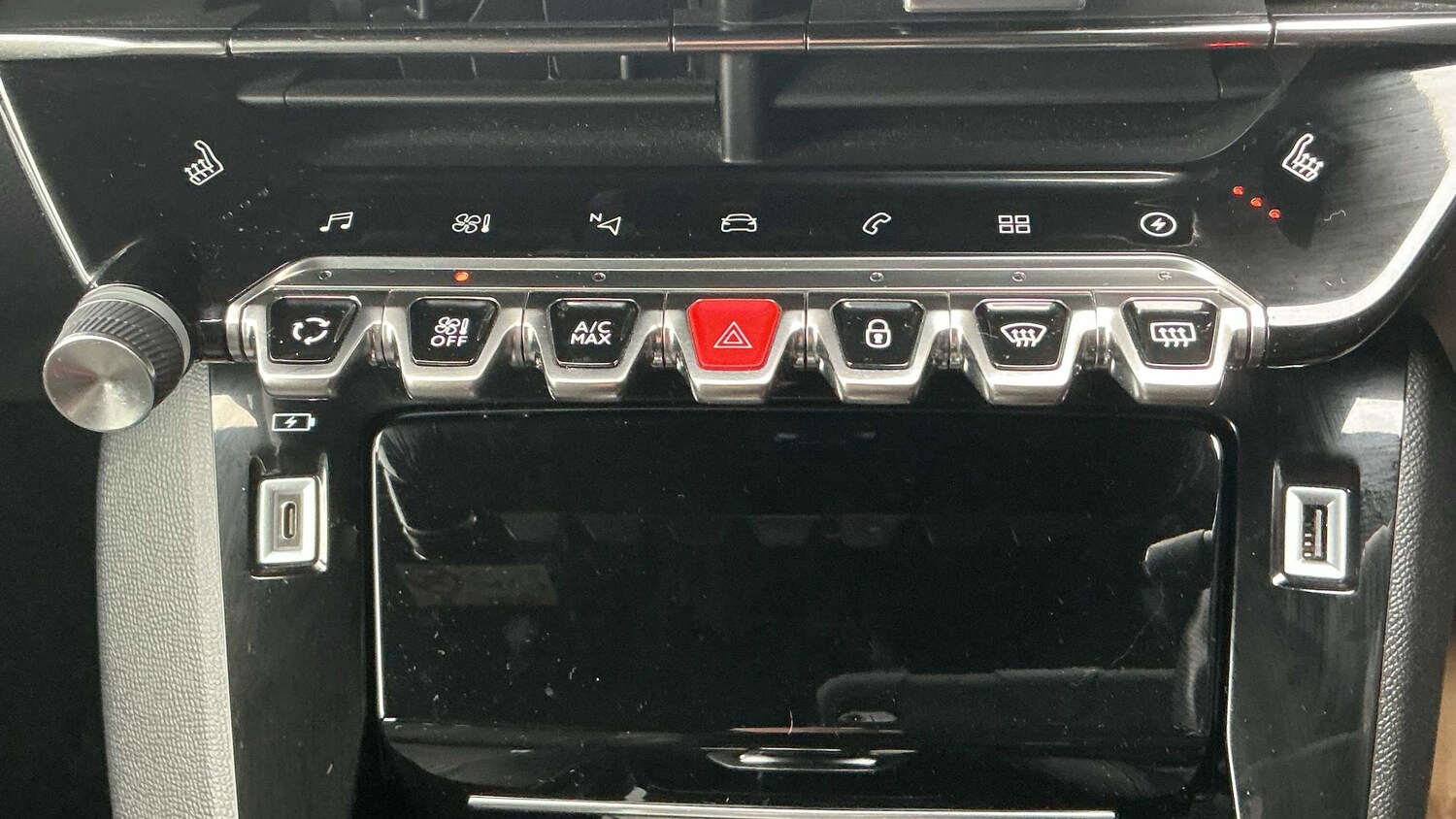 Used Peugeot 2008 for sale - 77858391: Photo 21