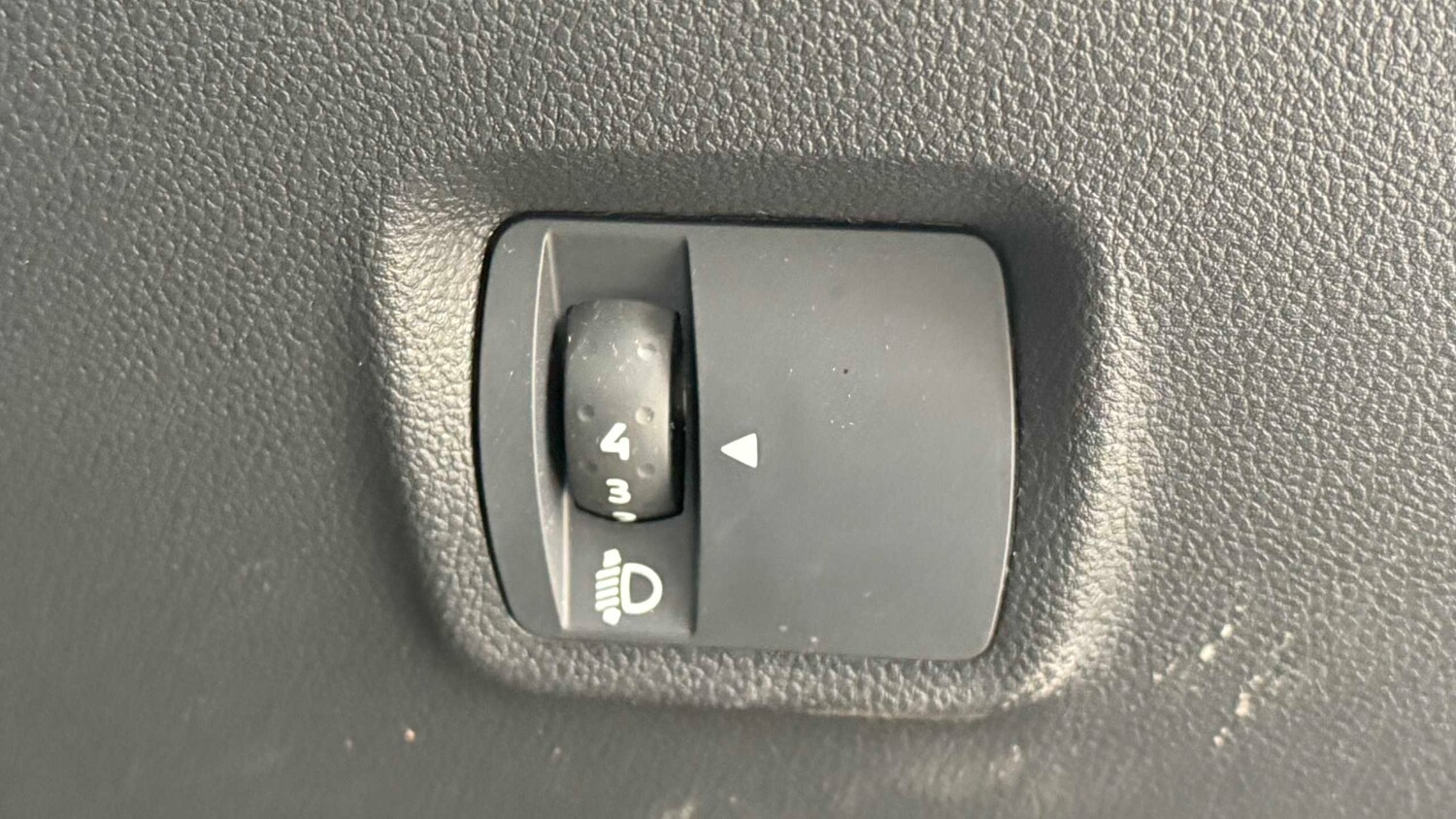 Used Dacia Sandero Stepway for sale - 77861239: Photo 11