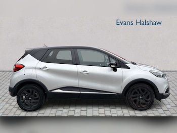 Used Renault Captur 2016 for sale - 79579522: Photo