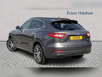Used Maserati Levante 2018 for sale - 78961061: Photo