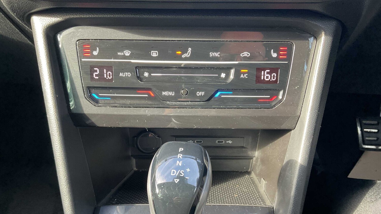 Used Volkswagen Tiguan for sale - 77858257: Photo 15