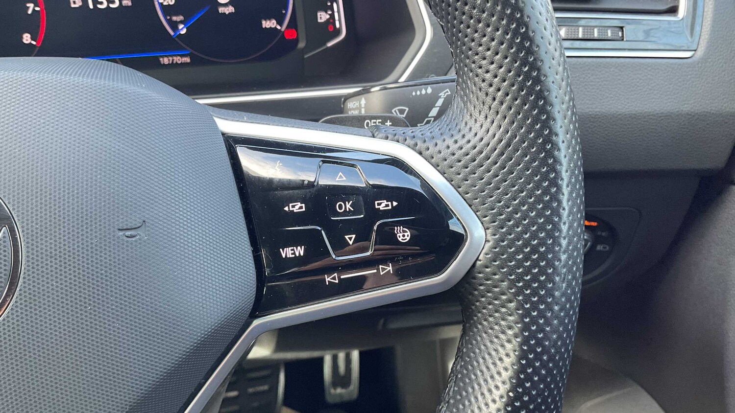 Used Volkswagen Tiguan for sale - 77858257: Photo 19