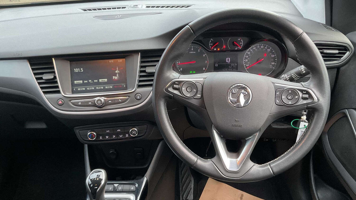 Used Vauxhall Crossland 2022 for sale - 77857615: Photo 10