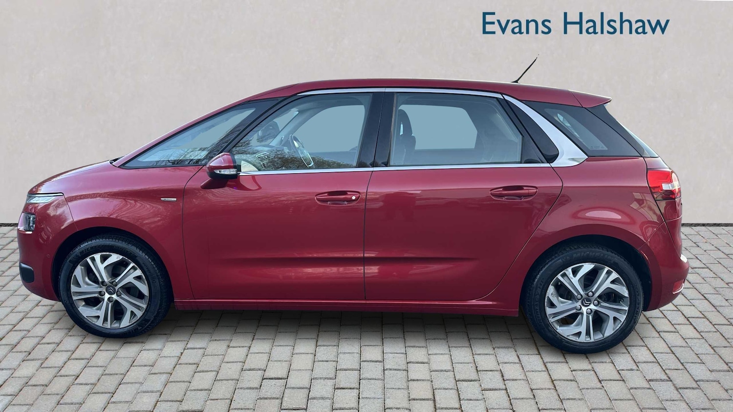 Used Citroen C4 Picasso 2016 for sale - 77856773: Photo 3