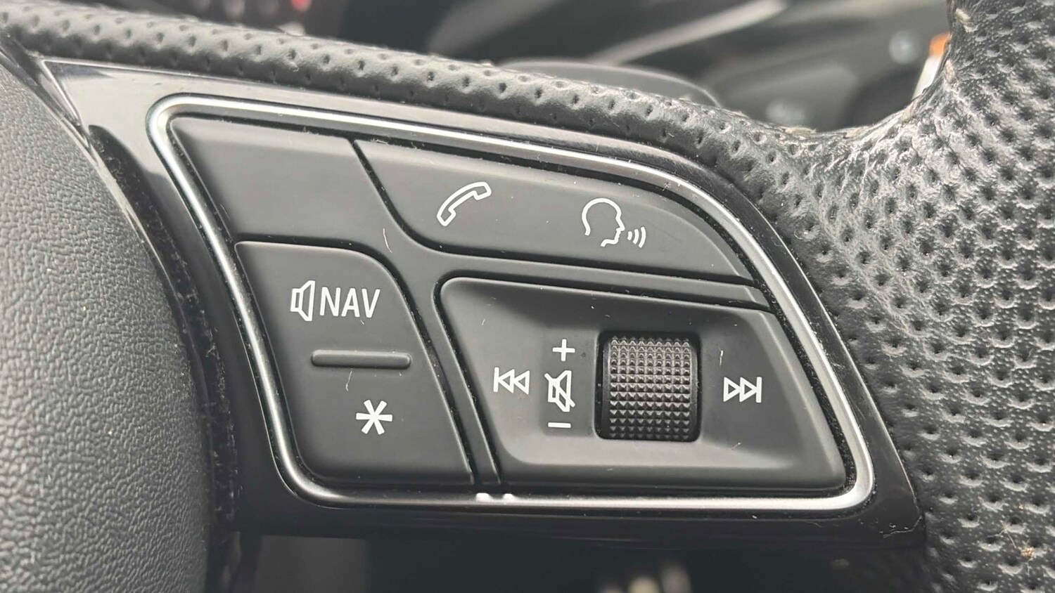 Used Audi A4 for sale - 77861570: Photo 26