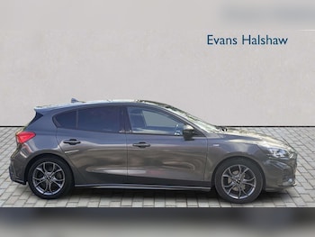 Used Ford Focus 2020 for sale - 78351970: Photo