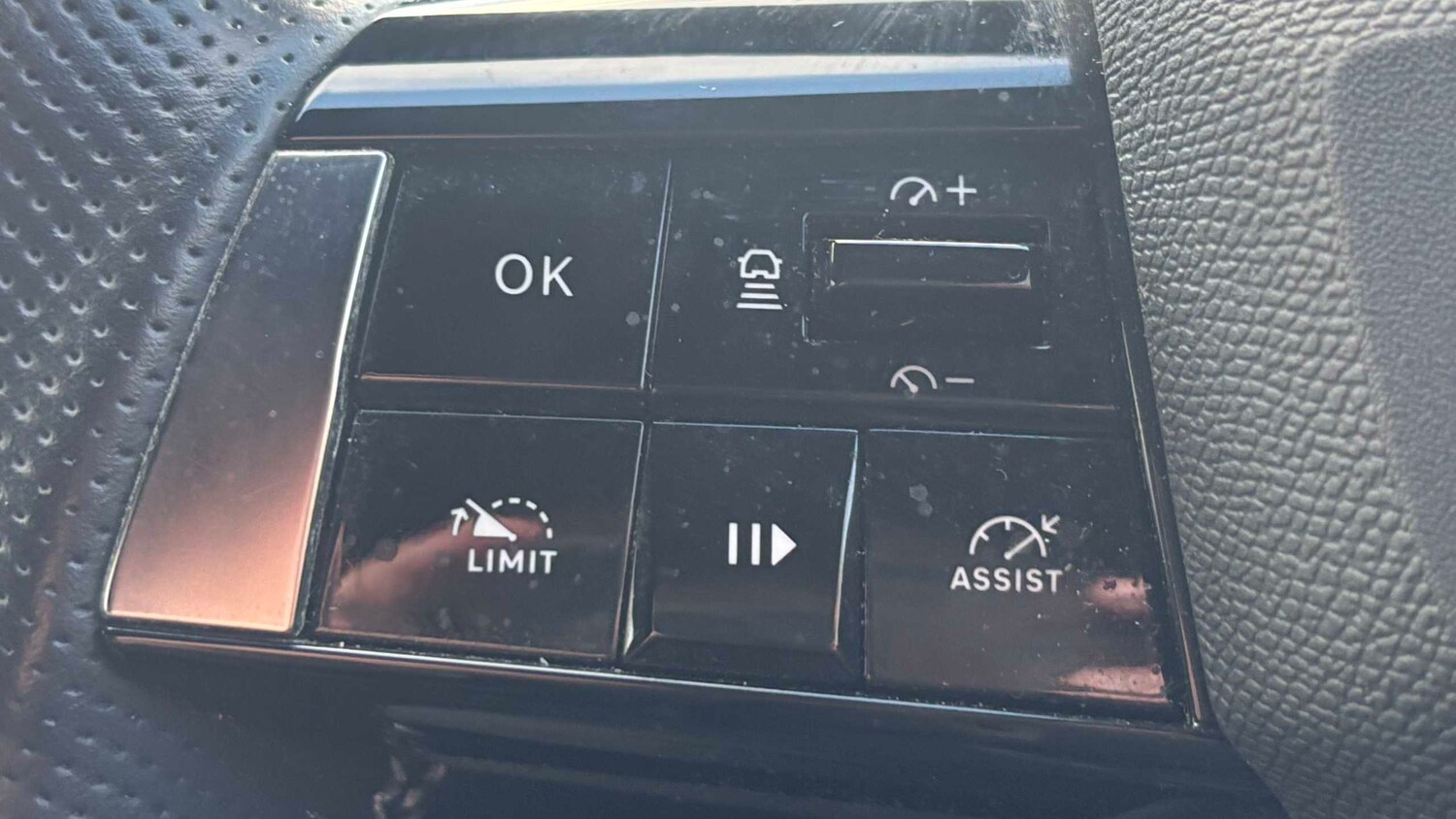 Used Vauxhall Astra 2023 for sale - 77858345: Photo 22