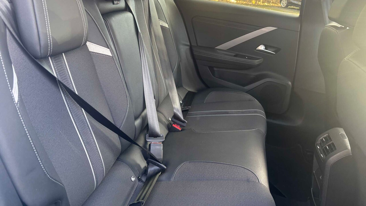 Used Vauxhall Astra 2023 for sale - 77858345: Photo 8