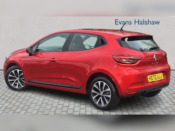 Used Renault Clio 2023 for sale - 77996266: Photo