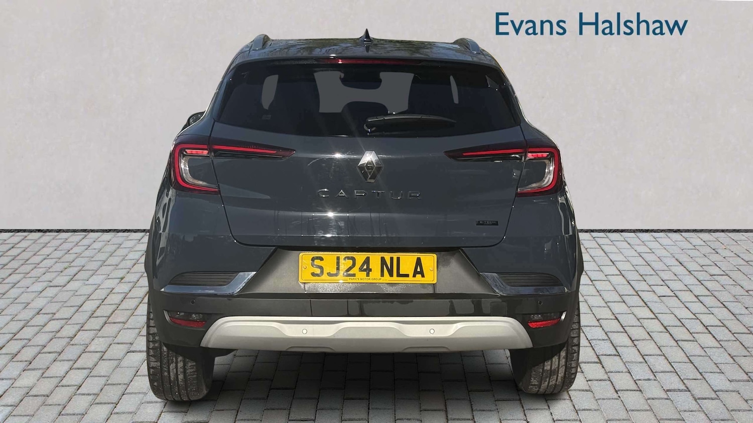 Used Renault Captur 2024 for sale - 77943253: Photo 4