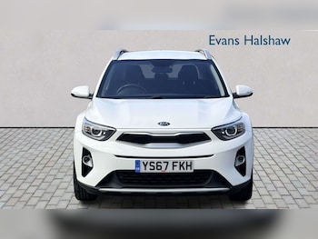 Used Kia Stonic 2017 for sale - 79204458: Photo
