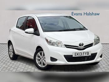 Used Toyota Yaris 2013 for sale - 79648900: Photo