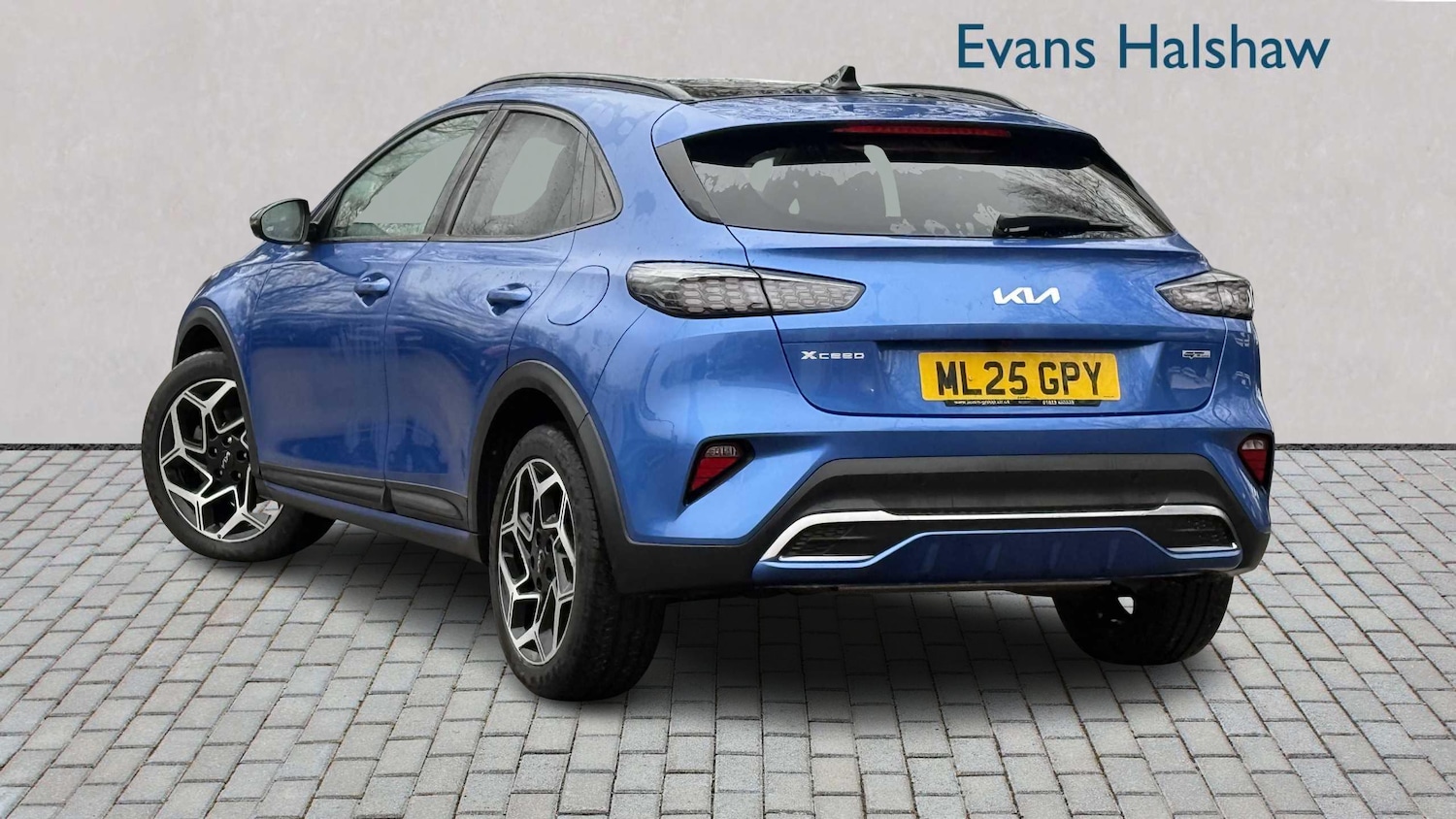 Used Kia XCeed for sale - 77857906: Photo 2