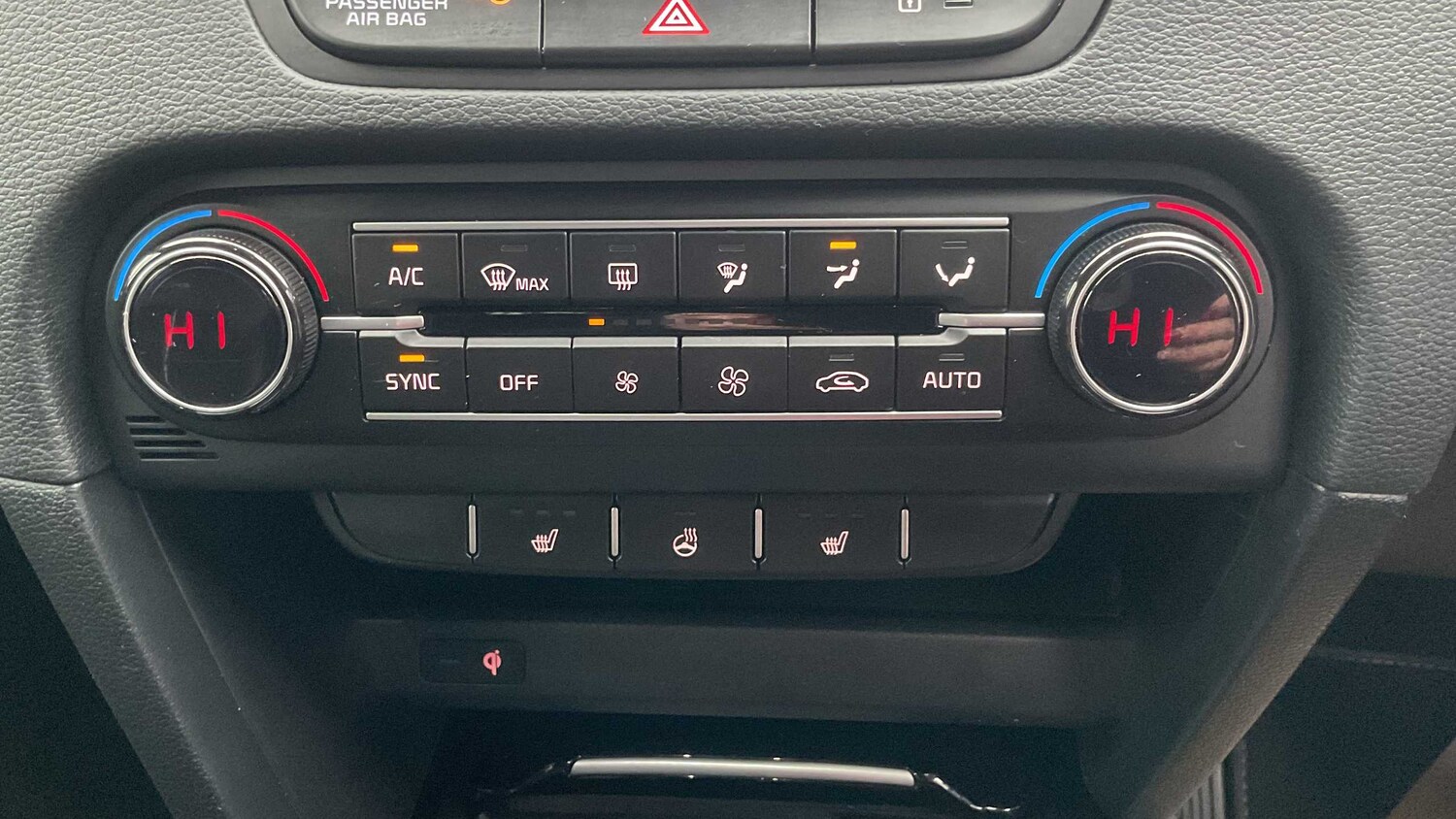 Used Kia XCeed for sale - 77857906: Photo 22