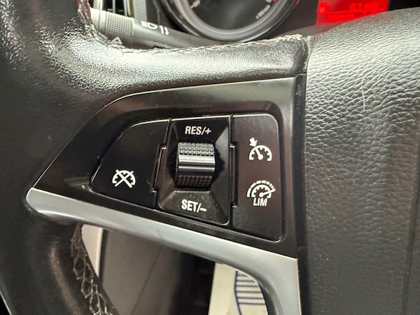 Used Vauxhall Astra 2014 for sale - 76232653: Photo 16