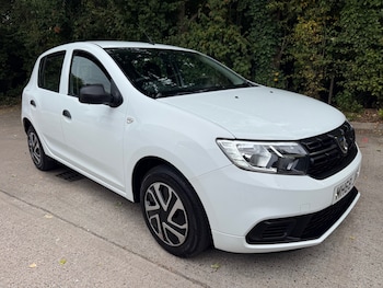 Used Dacia Sandero 2019 for sale - 79564308: Photo