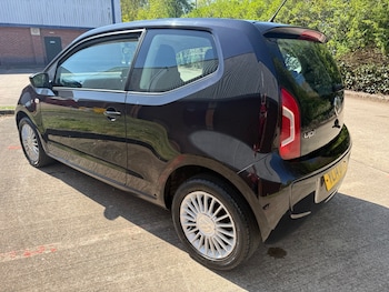 Used Volkswagen up! 2014 for sale - 78342230: Photo