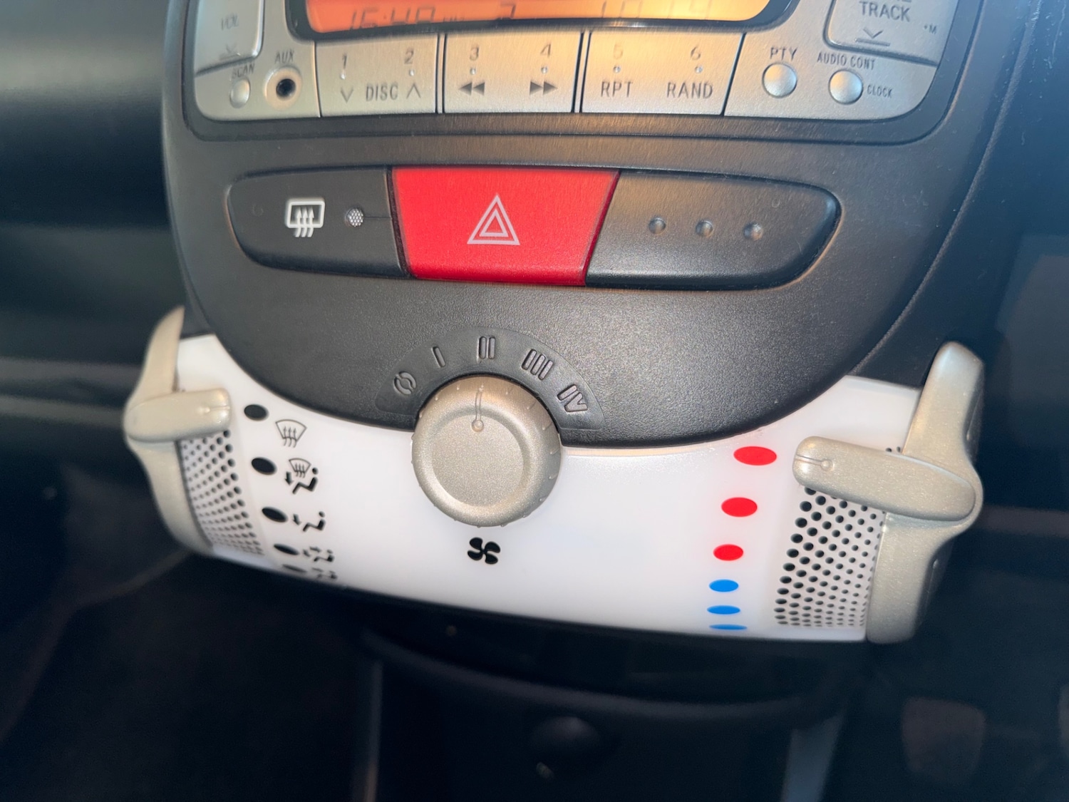 Used Citroen C1 2013 for sale - 77329315: Photo 13