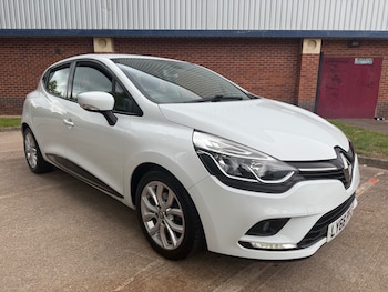 Used Renault Clio 2017 for sale - 75912476: Photo