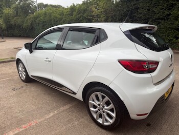 Used Renault Clio 2017 for sale - 75912476: Photo